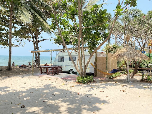 ビーチ ハウス キャンプ