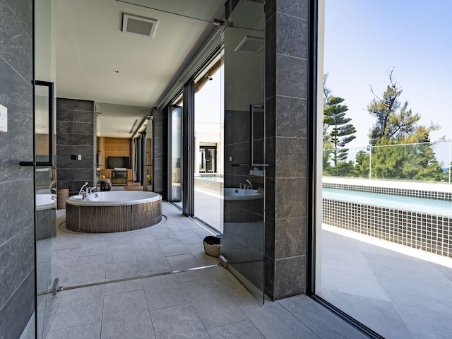 UMITO OKINAWA ONNASON