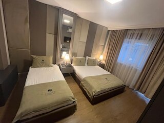 ジャッド 7 オテル