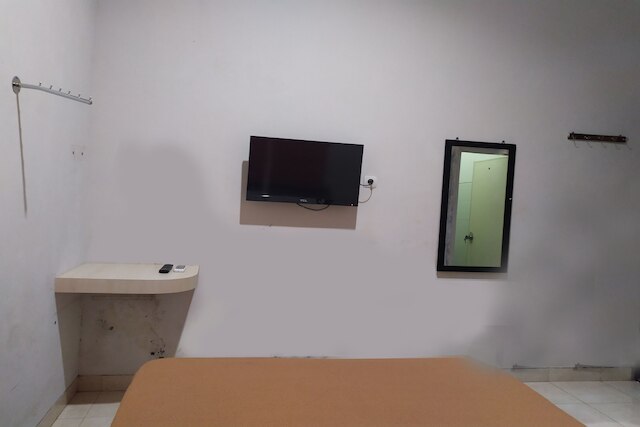 OYO 2654 ユリア ゲストハウス ニア コピ バジャワ フローレス NTT テベット