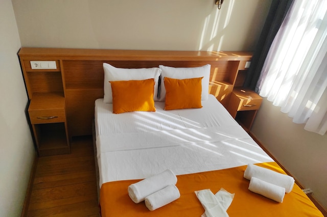 レボン ホテル オールド シティ