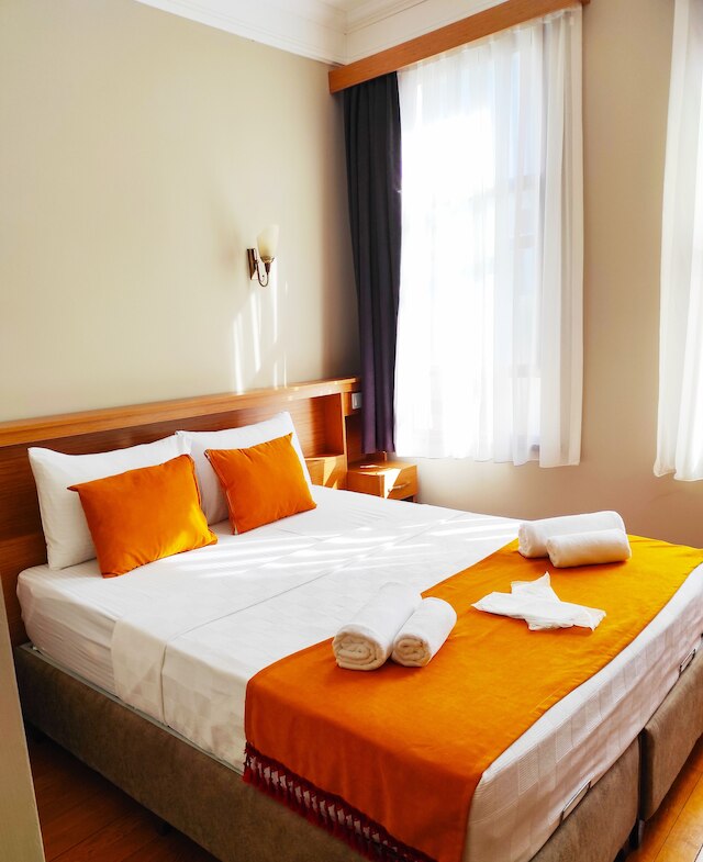 レボン ホテル オールド シティ