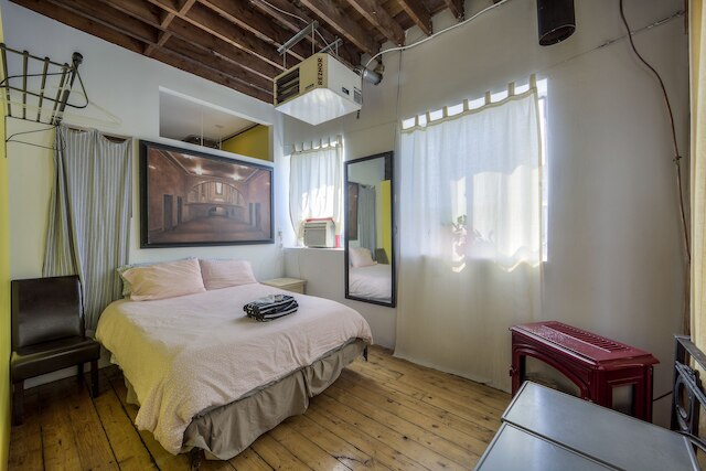 コンフォータブル ロフツ イン ダウンタウン トロント