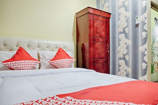 ホテル O ジナン マカッサル