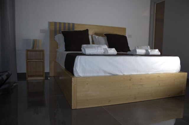 ビー イタリアン ルーム ボヴィオ 23