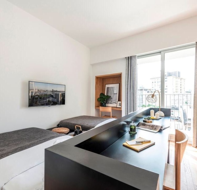 BaseLIVING Wending Serviced Apartment