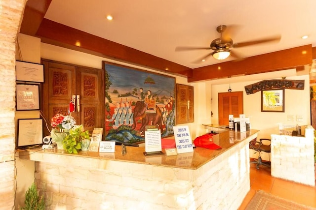 チャング チャーリー イン