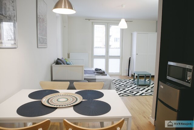 ワルシャワ コンシェルジ ウォラ エキスポ