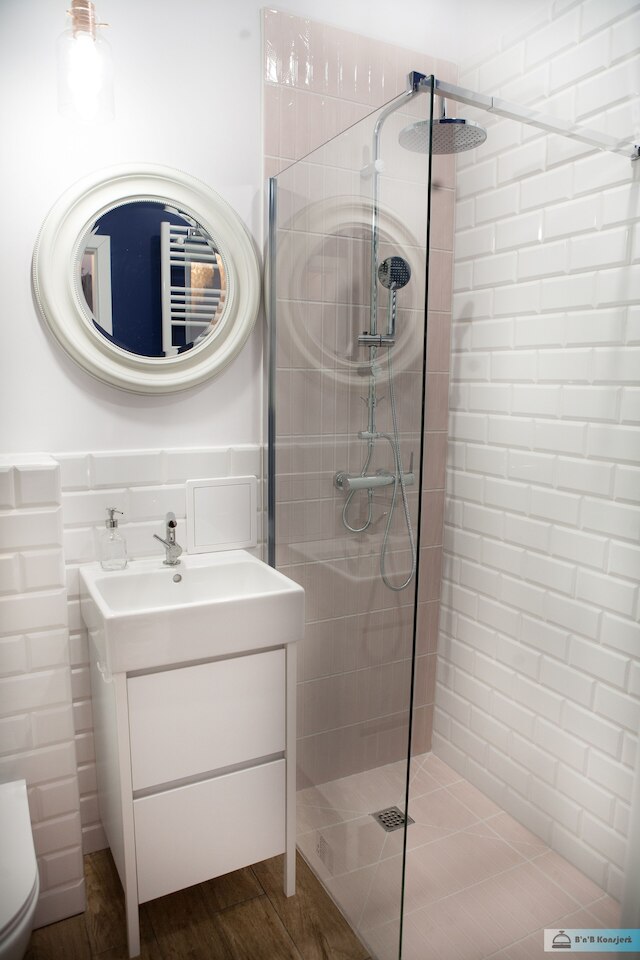 ワルシャワ コンシェルジ ロイヤル バス スタジオ