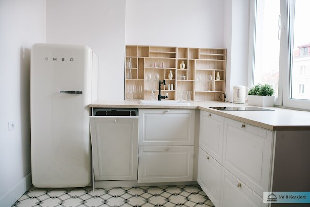 ワルシャワ コンシェルジ ロイヤル バス スタジオ