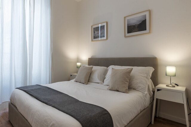 ヴィア デッリ アヴィニョネーシ