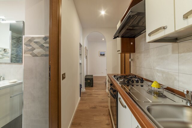 ヴィア デッリ アヴィニョネーシ