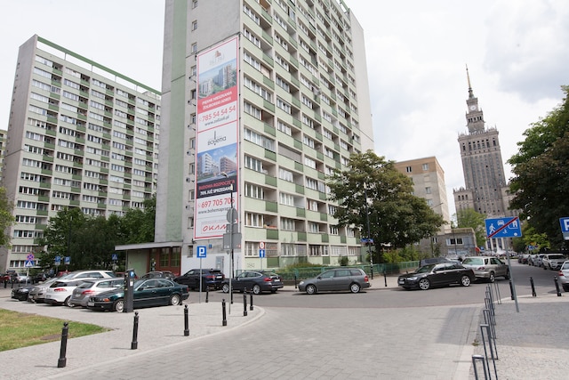 ワルシャワ コンシェルジ スクエア グジボフスキー