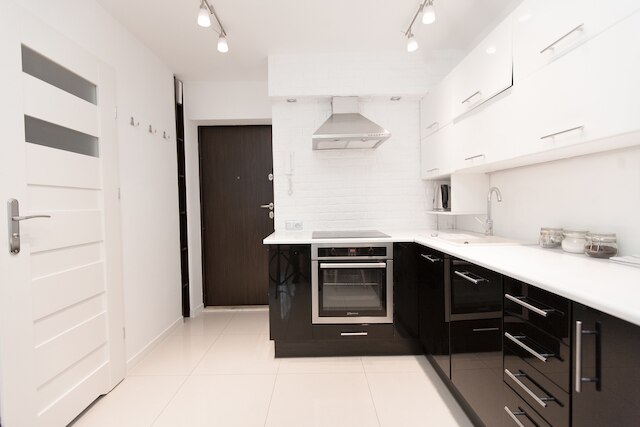 ワルシャワ コンシェルジ スクエア グジボフスキー