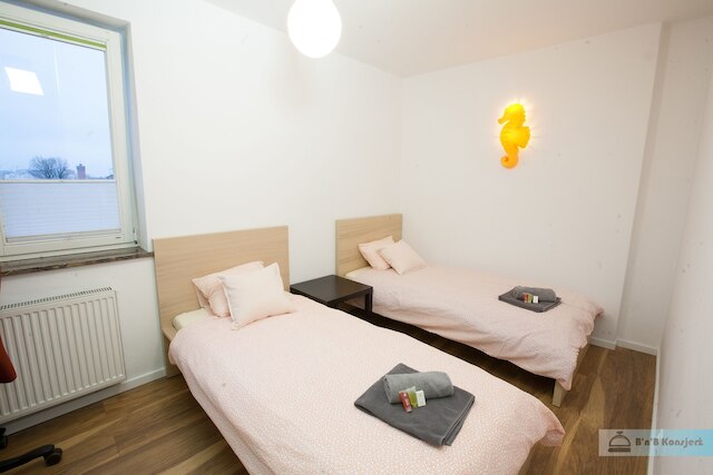 ワルシャワ コンシェルジ コスジコバ