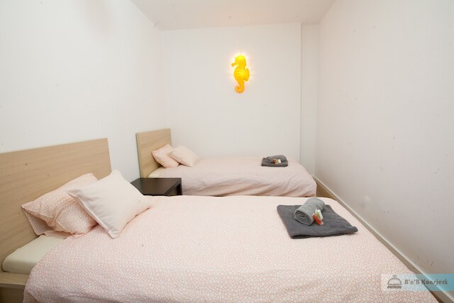 ワルシャワ コンシェルジ コスジコバ