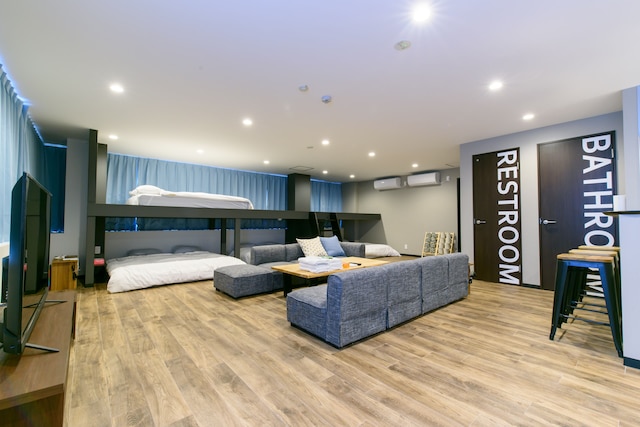 Black Gate Nippombashi