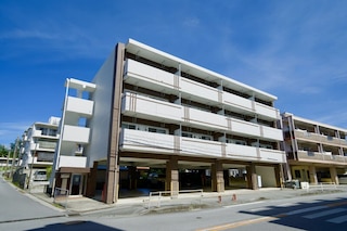 ルアナレア空手会館前