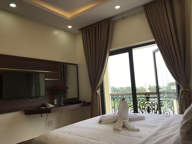 ウィンストン ホテル リバーサイド