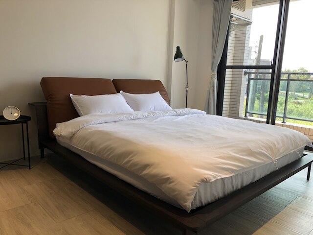 Single Eyelid Hostel