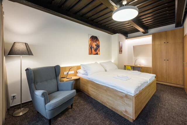 プラハ キャッスル II