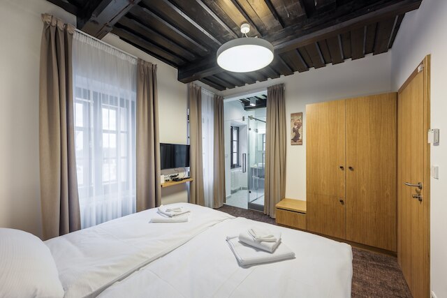 プラハ キャッスル II