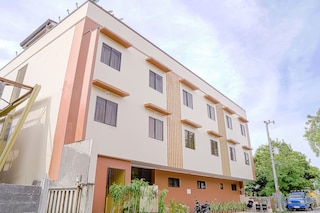 OYO 592 ラ ブリアナ ゲスト ハウス