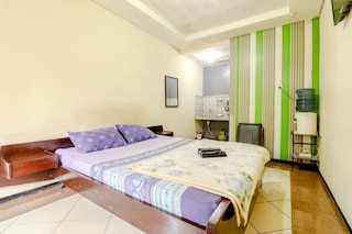 プスパ サリ ヴィラ アンド ホームステイ