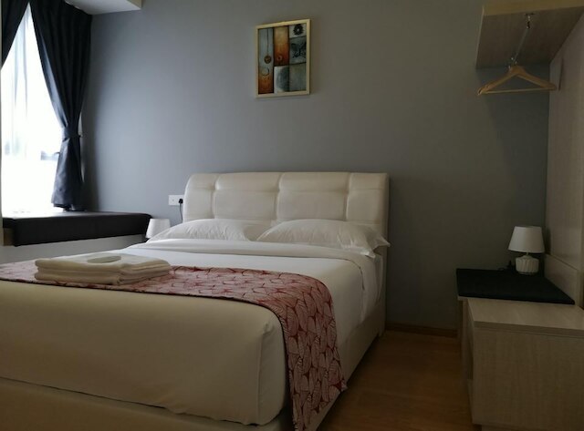 フェイヴーード シービュー スイート