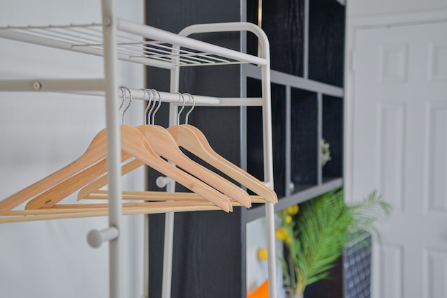 Jerry Blossom - Hostel