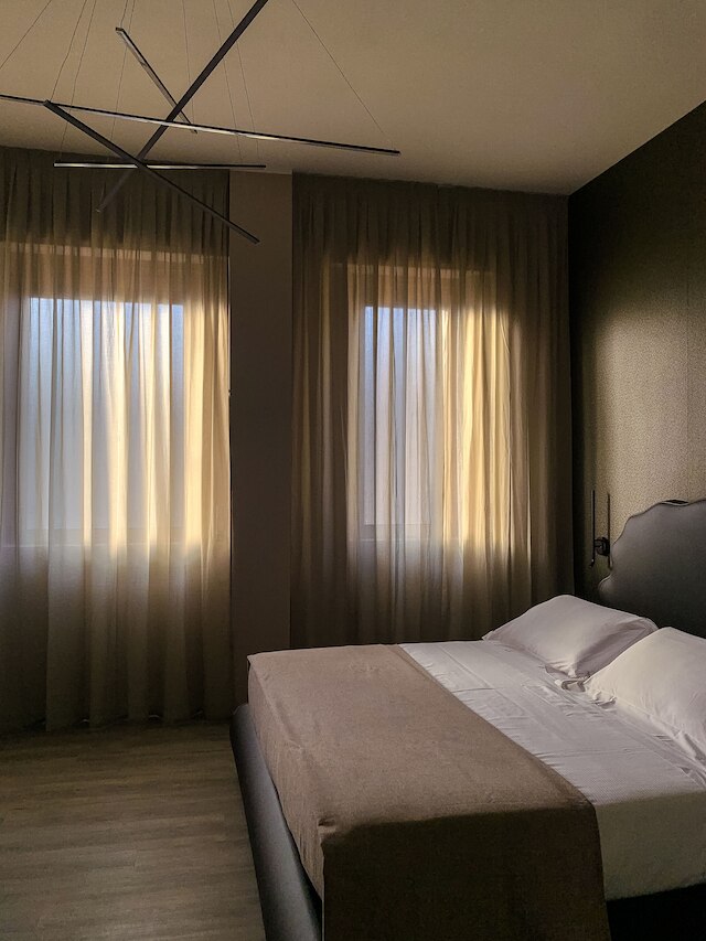 ボブ W ティチネーゼ