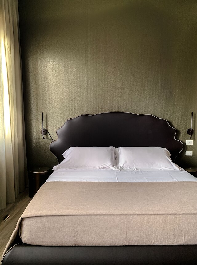 ボブ W ティチネーゼ