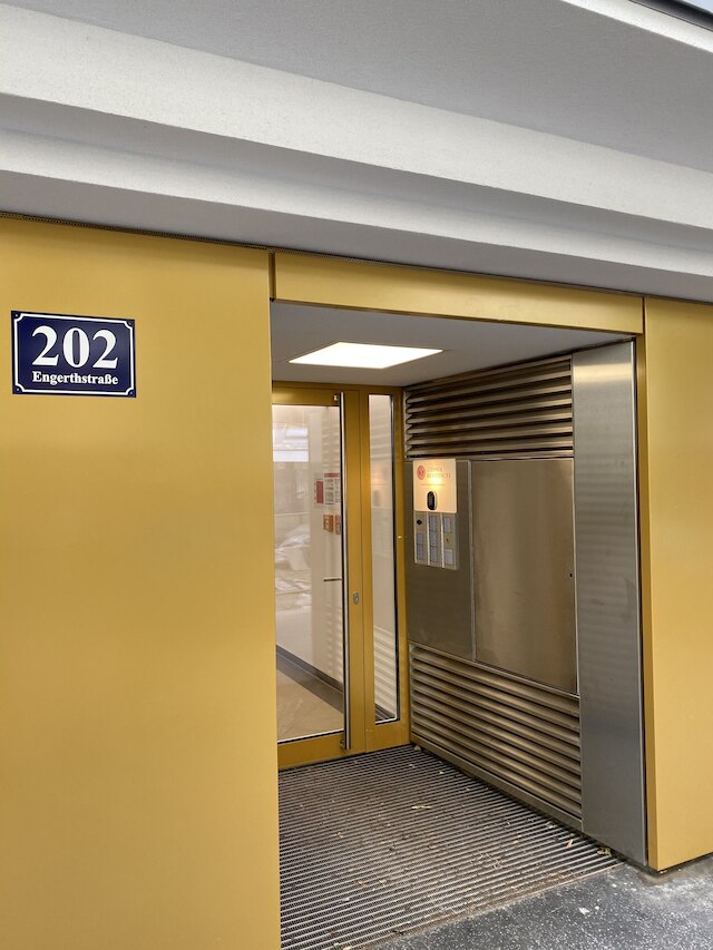 シュタイナー レジデンシズ フォルガルテンシュトラーセ