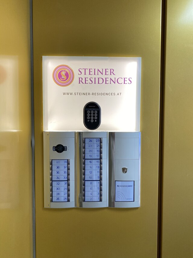 シュタイナー レジデンシズ フォルガルテンシュトラーセ