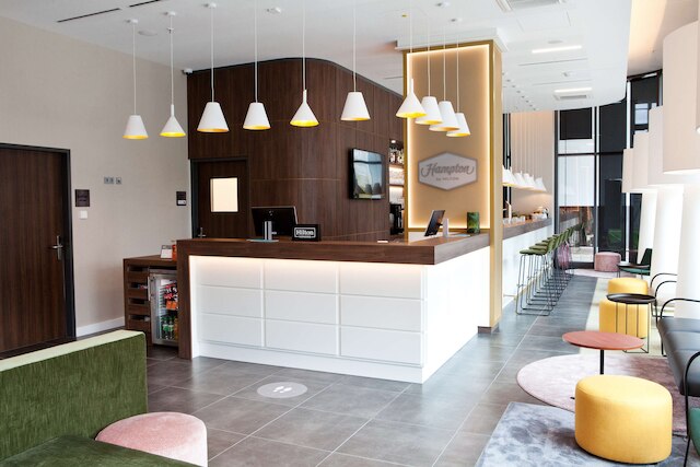 ハンプトン バイ ヒルトン ミュンヘン シティ センター イースト