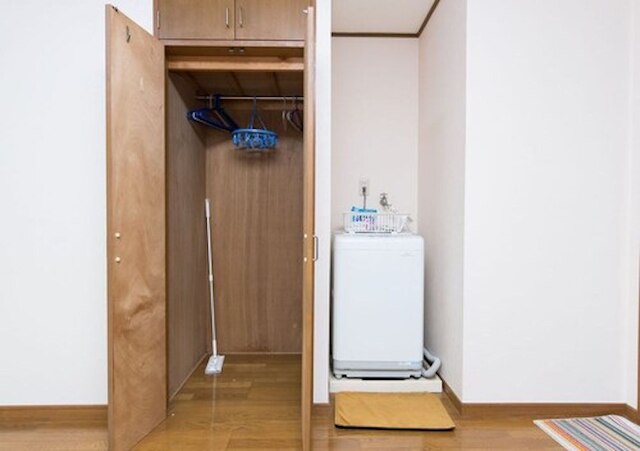 Centrally Located Deluxe Furnished.3