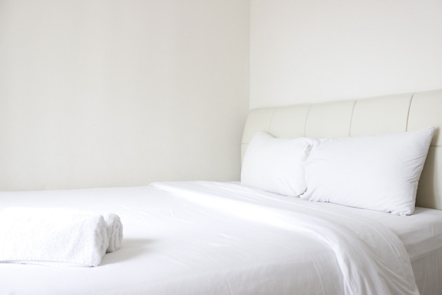 コンパクトなベッドルーム 2 室、@ ギャレリ チンブルイット 2 アパートメント、ダゴ近く