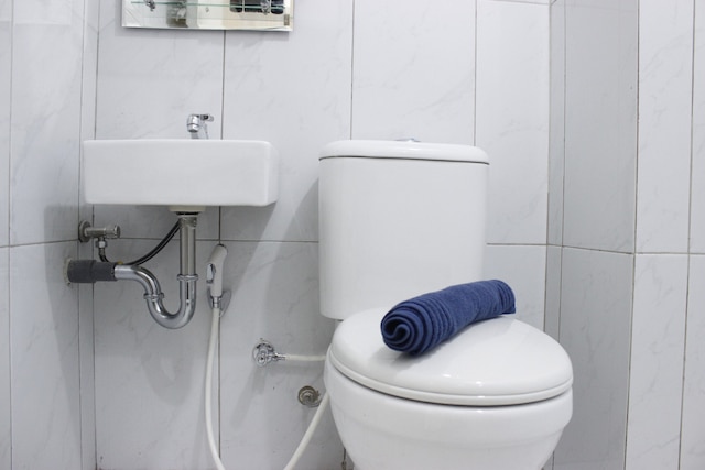 モノトーン スタイル スタジオ ルーム @ グランド アジア アフリカ アパートメント