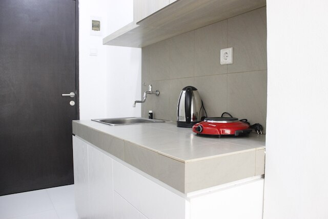 モノトーン スタイル スタジオ ルーム @ グランド アジア アフリカ アパートメント