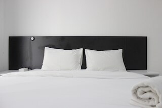 モノトーン スタイル スタジオ ルーム @ グランド アジア アフリカ アパートメント