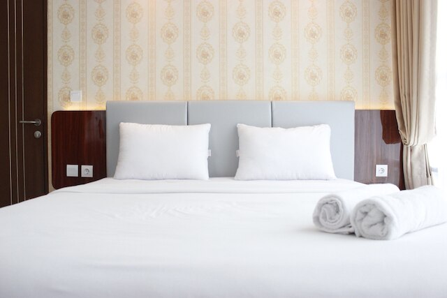 ザ グリーン コサンビ バンドン アパートメントにあるデラックスなベッドルーム 2 室