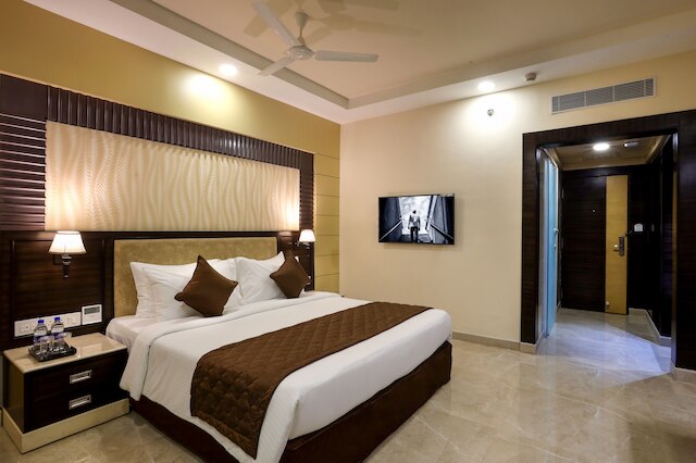 ホテル アディティ