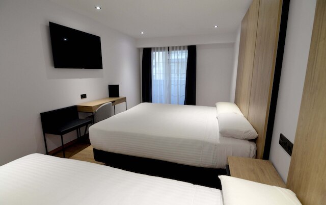 UV マルセナード