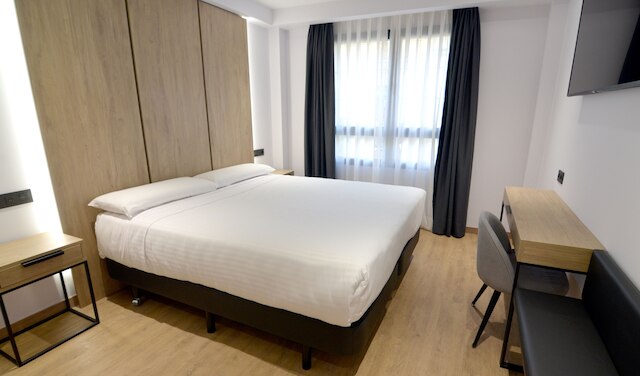 UV マルセナード