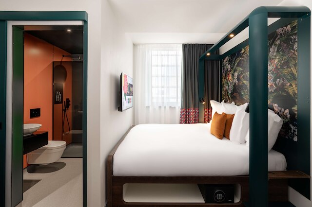 ヨーテル マンチェスター フォーマリー Qビック