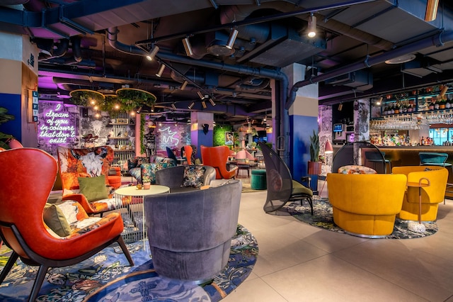 ヨーテル マンチェスター フォーマリー Qビック