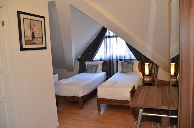 セントラル シティ アパートメンツ