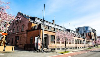 セントラル シティ アパートメンツ