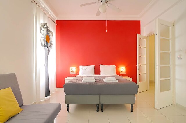 アテネ グリーン アパートメンツ