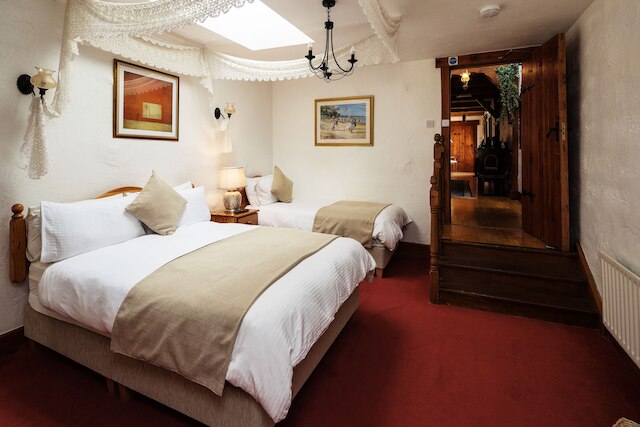 チュードル ロッジ